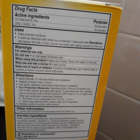 Olay Complete UV Daily Moisturizer With Sunscreen  SPF 15 - 6oz New - Picture 4 of 6